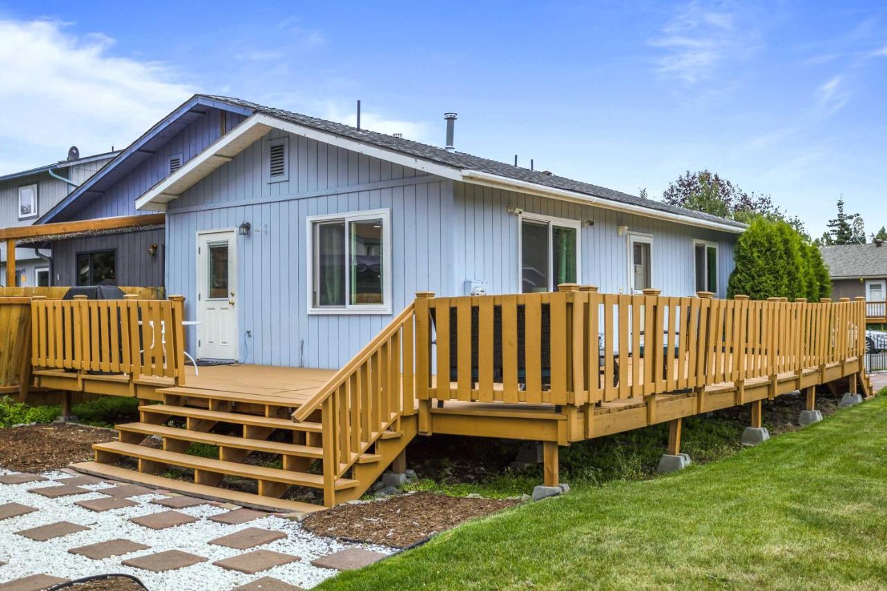 Updated Townhome Near Airport And Shopping! Анкъридж Екстериор снимка